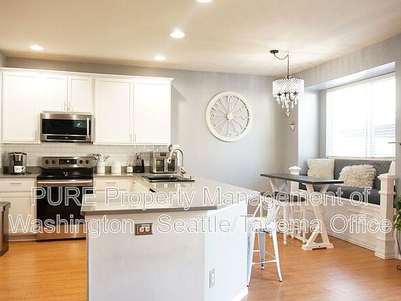 4th image of 19029 96th Avenue Ct E