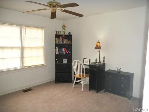 3rd image of 2232 Cresthaven Ct