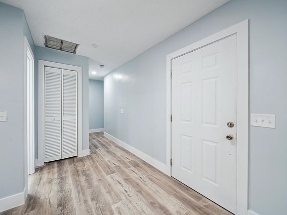 3rd image of 3020 SW Briggs Street