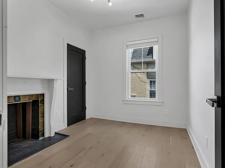 182 Waterman St #2D — Photo 18