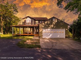 6210 Kikendall Rd, Eaton Rapids, MI 48827