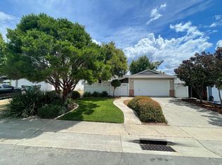 5422 Earnell St, Carmichael, CA 95608