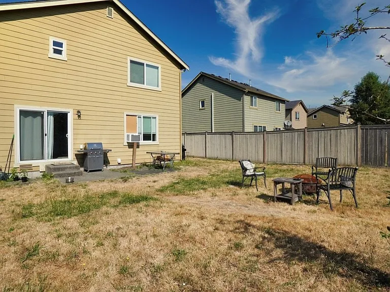 6614 Carolina St SE — Photo 2