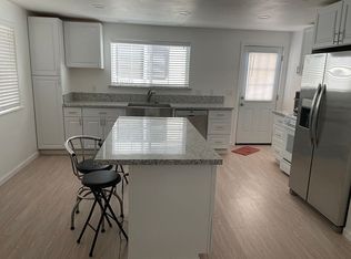 3460 E Collier Rd, Acampo, CA 95220