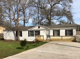 9518 Live Oak Trl, Willis, TX 77318