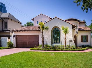 4642 Waring St, Houston, TX 77027