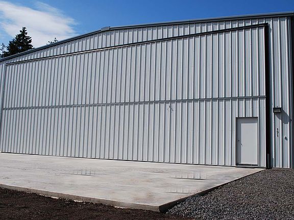 Concrete Bib/Hangar