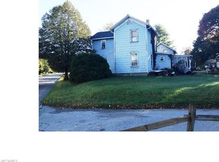 315 Lisbon St, Columbiana, OH 44408
