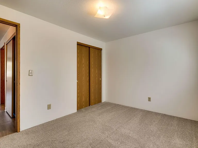 108 Village East Way SE — Photo 30
