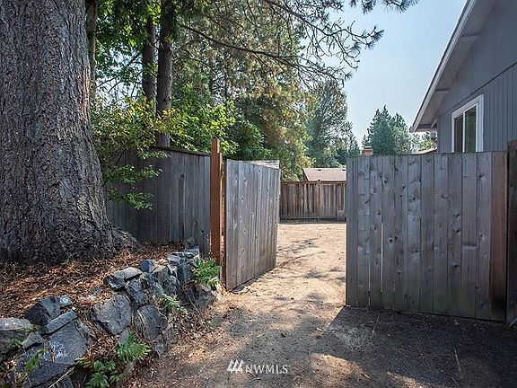 4th image of 2606 Platte Ct