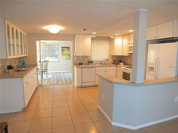 4th image of 1203 Dartmouth Dr