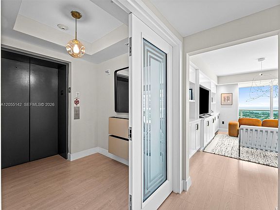 5th image of 19400 Turnberry Way APT 1911