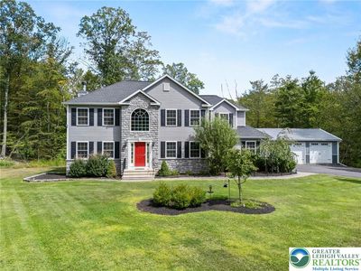 1879 Valley View Dr, Bangor, PA, 18013