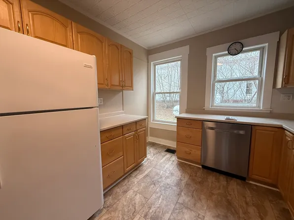 35 King St, Woodsville, NH 03785