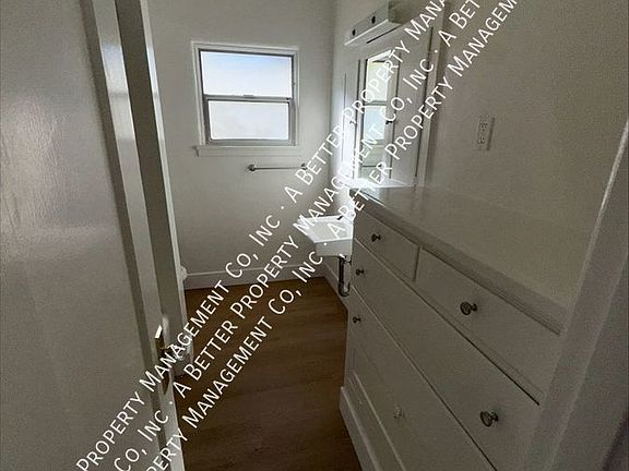 3rd image of 209 Belmont Ave APT F