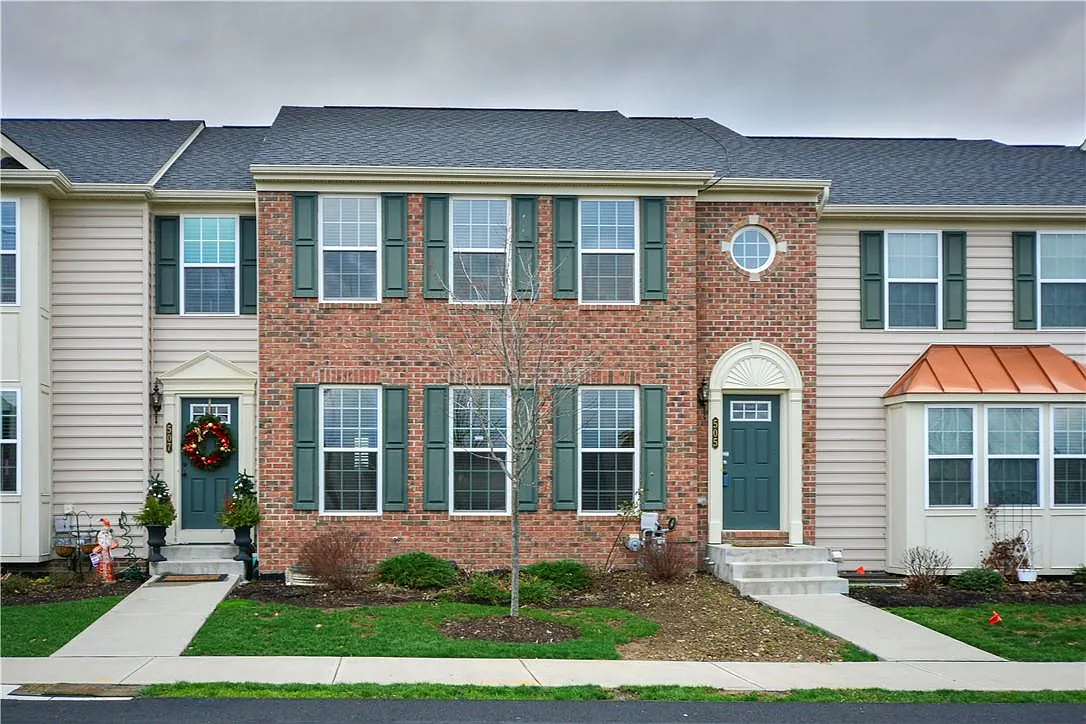 505 Fairgate Dr photo 1
