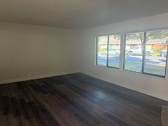 2nd image of 4729 Little River Ct