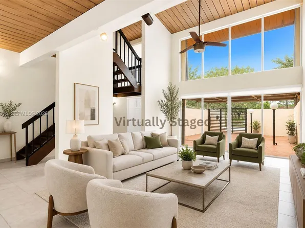 7601 SW 105th Ave, Miami, FL 33173