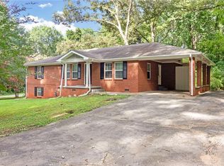 500 Oakview Dr, Stockbridge, GA 30281