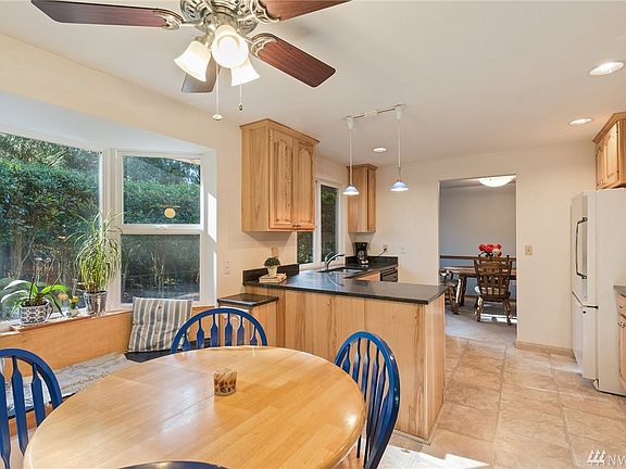 4th image of 13912 55th Ave NW