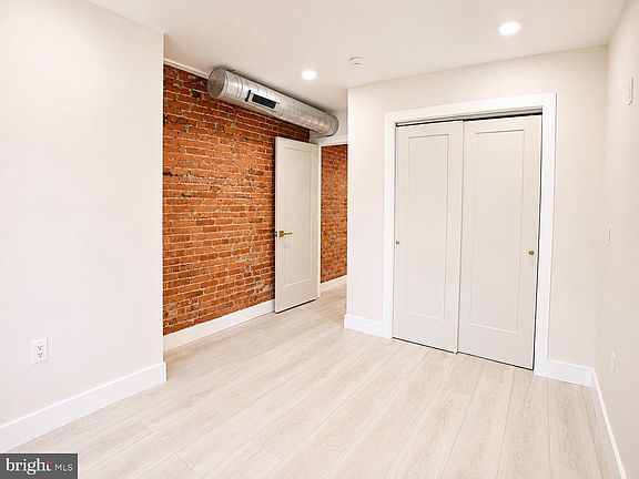 4th image of 832 N 46th St