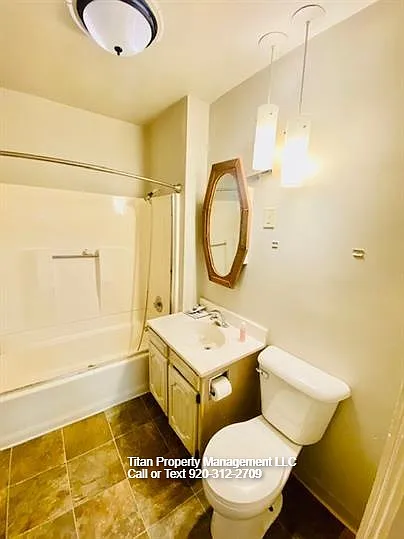 527 Merritt Avenue - 2 — Photo 3