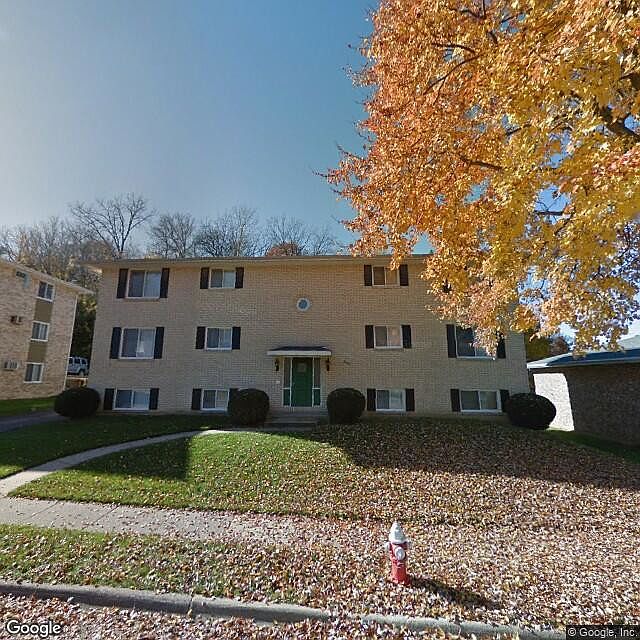 1st image of 2965 Wildwood Dr APT 2