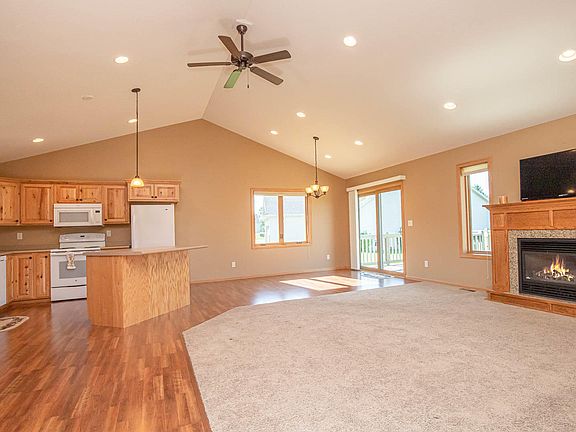 5th image of 1410 Melvina Ln SW