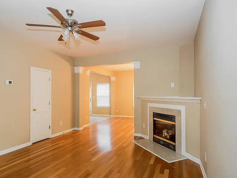 1530 Ladora Dr — Photo 6