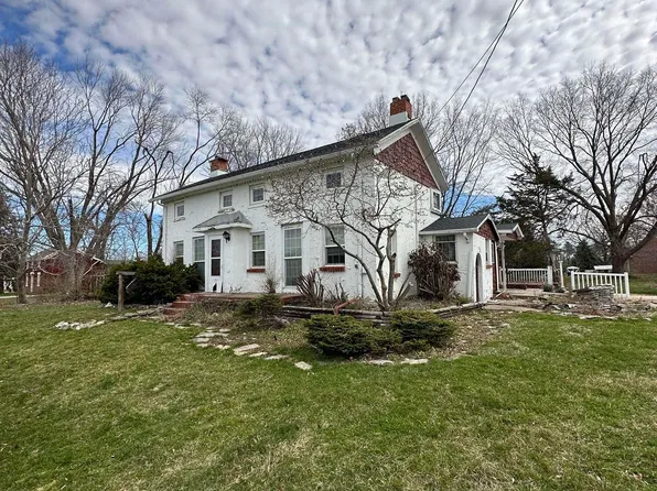 150 N Gordon St, Nauvoo, IL 62354