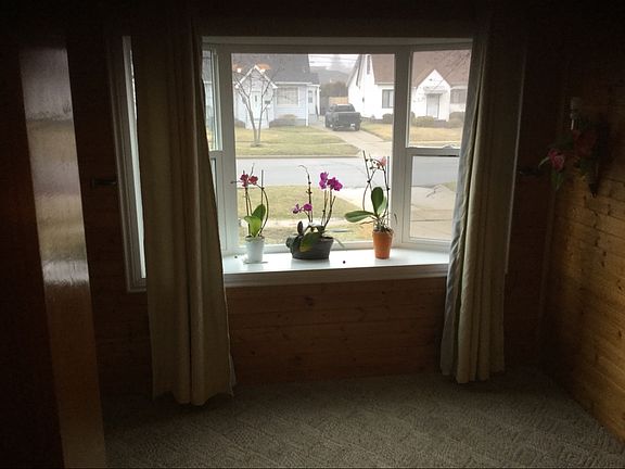 3rd image of 139 Central Blvd