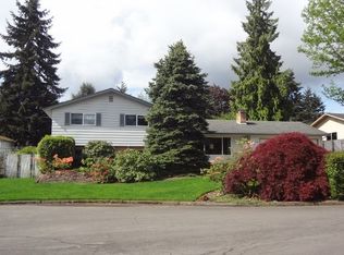 8007 NW Old Orchard Dr, Vancouver, WA 98665