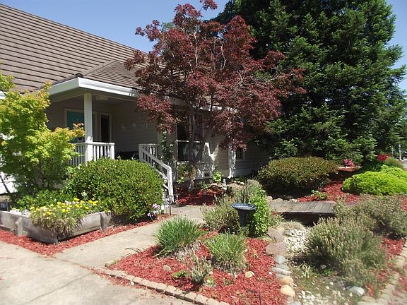 2nd image of 9728 Snowberry Way