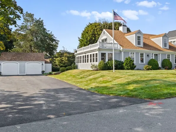 11 Wellesley Rd, Scituate, MA 02066