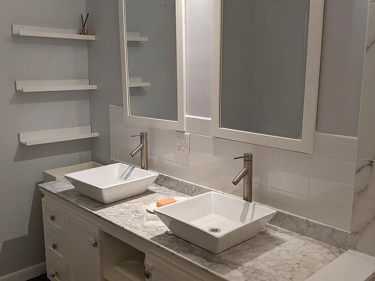787 E 3rd St #3 — Photo 7
