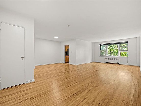 2nd image of 3720 Independence Ave APT 5F