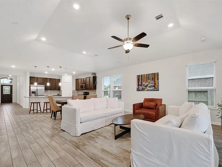 15607 Barton Orchard Ln — Photo 10