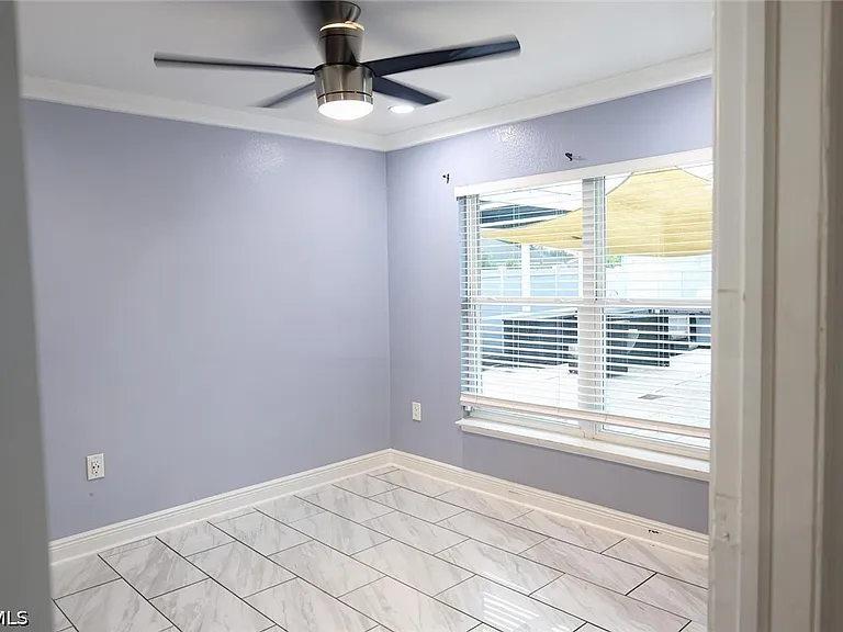 432 Willowbrook Dr — Photo 9