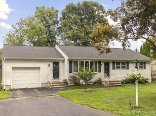 478 Lakeside Blvd W, Waterbury, CT 06708