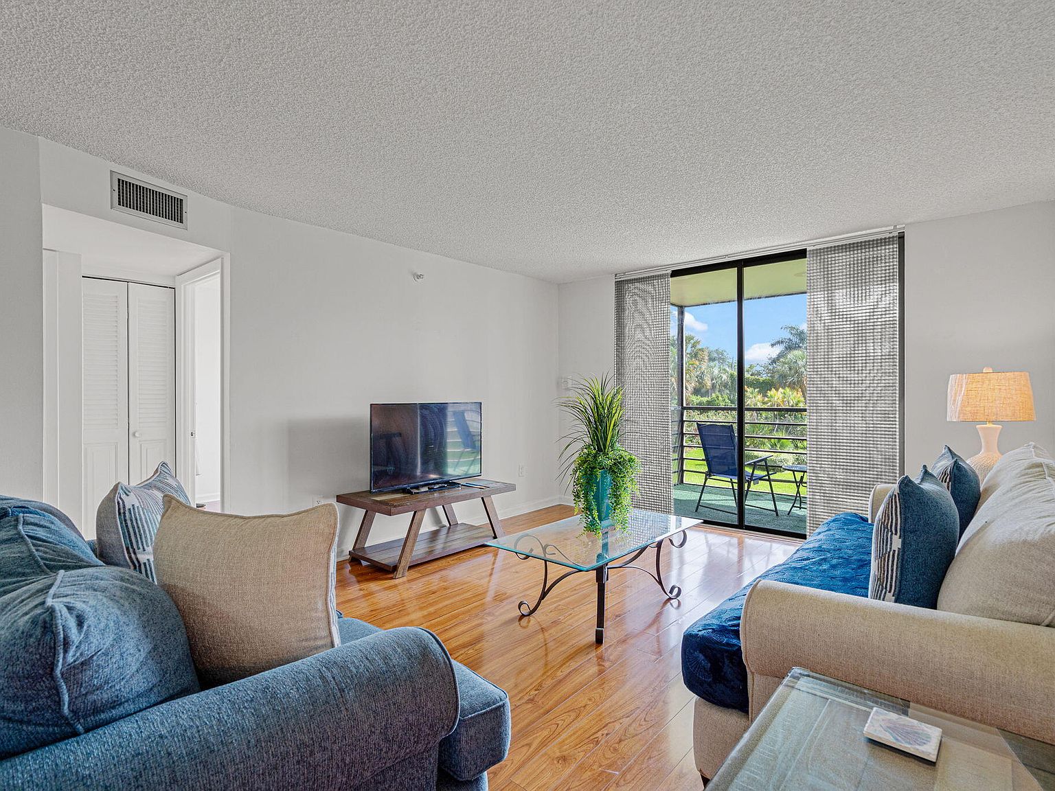 900 Saint Charles Place #221