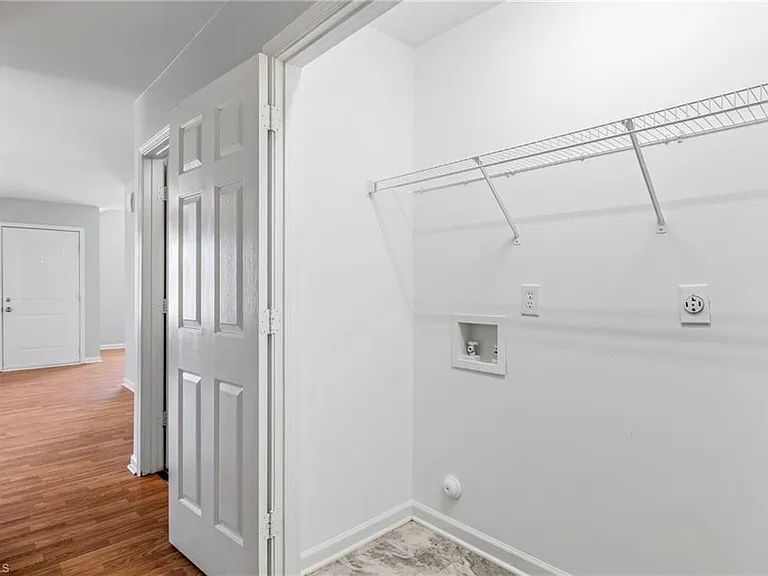 405 N Dudley St — Photo 23