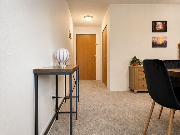 3rd image of 3255 Glasgow Ave #420