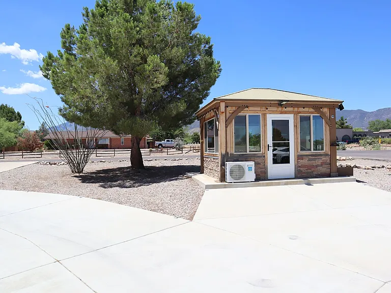 3159 E Choctaw Dr — Photo 7