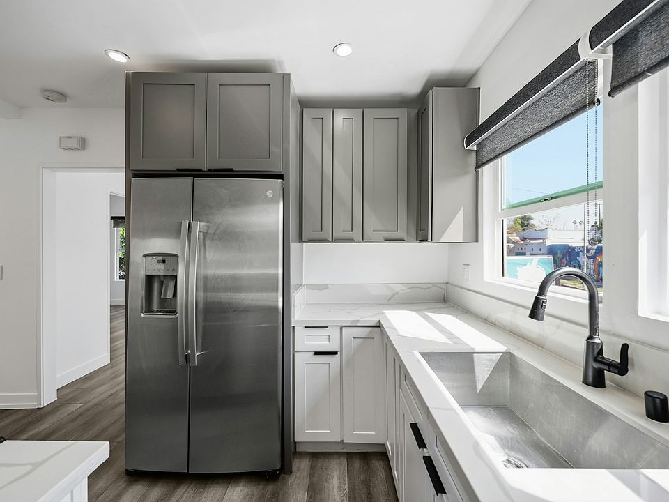 1st image of 1023 Tremont St #2689