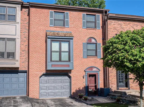 369 Nature Trail Ln, Murrysville, PA 15668