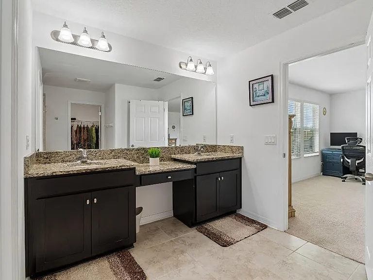 16011 Sonoma Grove Cir — Photo 18