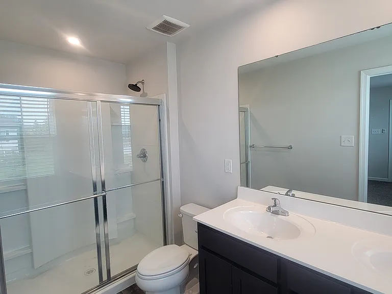 141 Catalpa Ct — Photo 13