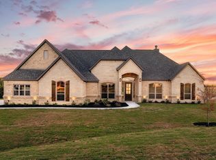 428 Christian Way, Azle, TX 76020