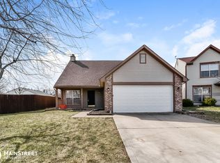 1051 Mosswood Cir, Franklin, IN 46131