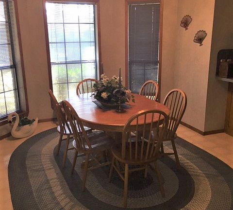 5th image of 3101 Williamsburg Cir